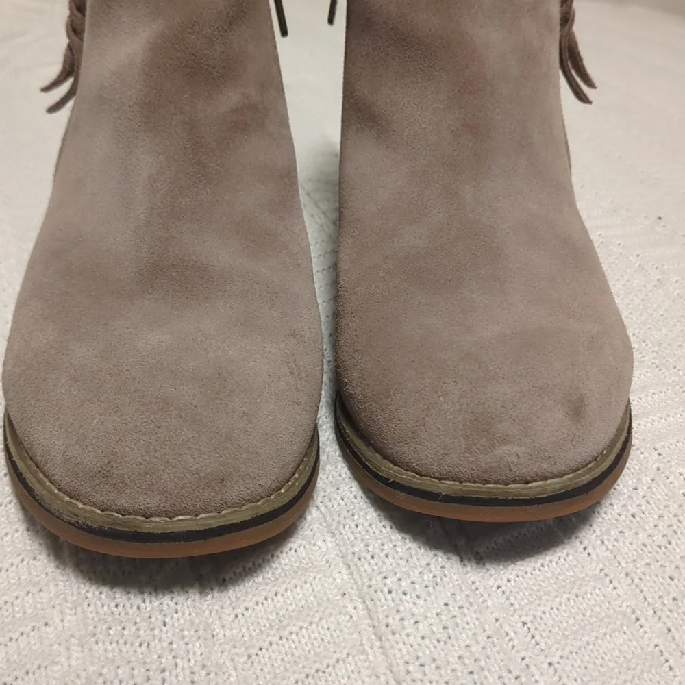 Blondo Tan/Camel Suede Waterproof Booties — Dual Functional Zippers, Cushioned